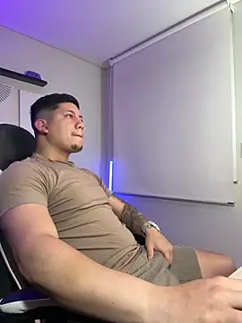  robertobaggioo online show from 02-28-26, 06:36