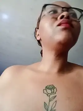 ShantelBootyBoobs online show from 06-15-26, 11:56