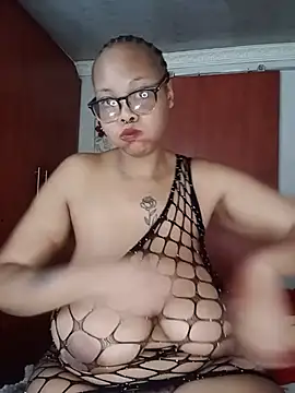 ShantelBootyBoobs online show from 07-17-26, 11:39