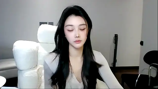 MedeLineayr online show from 03-14-26, 05:29