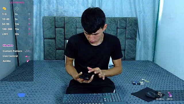 NicolasTorrez online show from 02-25-26, 08:18