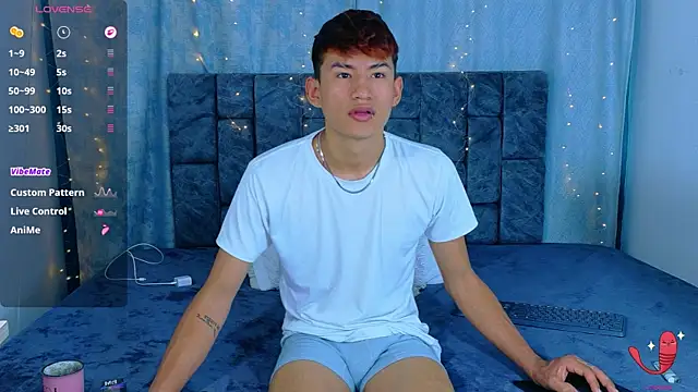 NicolasTorrez online show from 04-12-26, 08:30