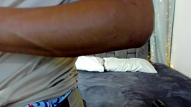 Snapshot of NicolasTorrez chatting on 06-22-26, 06:10 NicolasTorrez online show from 06-22-26, 06:10