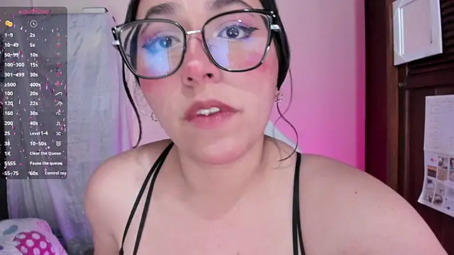 Snapshot of Hanna_Tm chatting on 03-03-26, 02:18 Hanna Tm online show from 03-03-26, 02:18