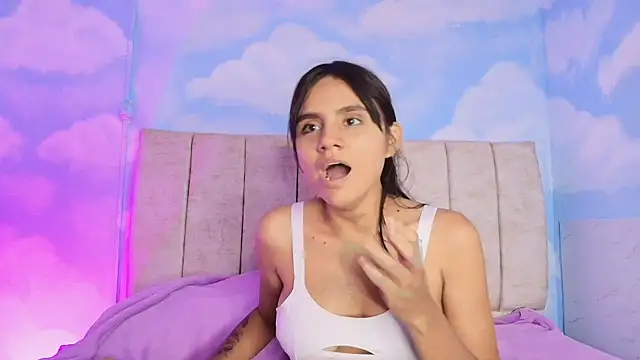 Aliclark online show from 04-18-26, 06:56