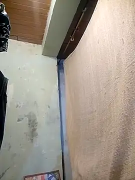 Snapshot of DarkReed chatting on 03-03-26, 08:37 DarkReed online show from 03-03-26, 08:37