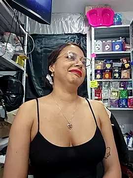 Ana  victoriaa online show from 05-05-26, 09:12