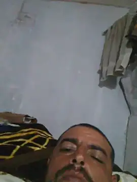 Snapshot of cobrosdepagos chatting on 06-18-26, 01:04 cobrosdepagos online show from 06-18-26, 01:04