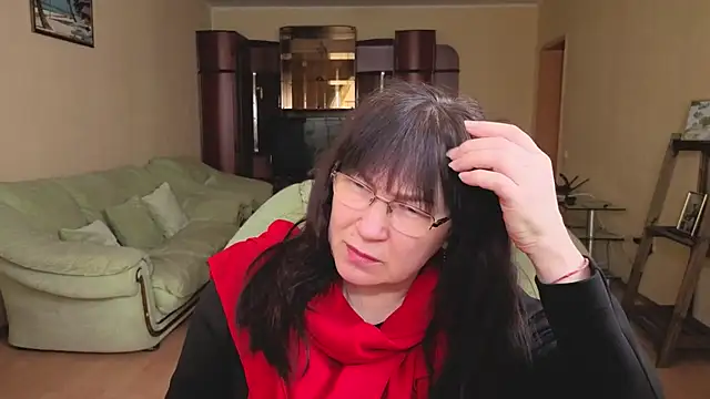 Tori Twirl online show from 02-26-26, 07:40