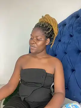 Rayna-20 online show from 02-12-26, 11:49