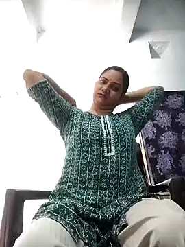 Anushka Singh0 online show from 04-21-26, 05:47