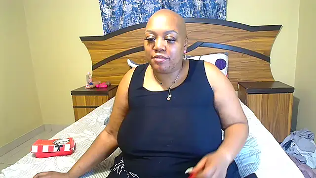 Queenxxxjesy online show from 03-11-26, 06:36