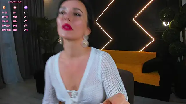 Snapshot of Shanita_moon chatting on 07-21-26, 04:20 Shanita moon online show from 07-21-26, 04:20