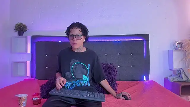 Ale cuzz online show from 02-27-26, 03:01