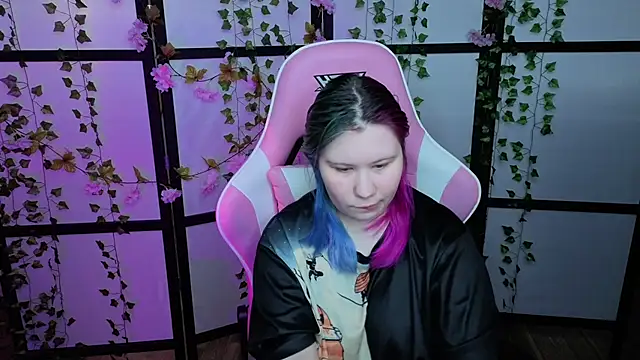 kitsune little online show from 05-23-26, 08:07