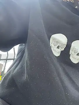 Thom sam  online show from 02-14-26, 04:04