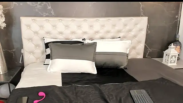 Samantha Dupre online show from 02-17-26, 10:38