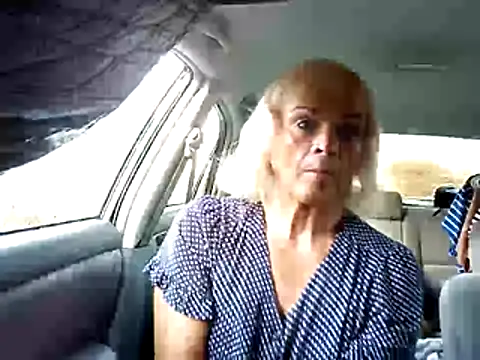 Snapshot of dustbunny64 chatting on 05-11-26, 02:06 dustbunny64 online show from 05-11-26, 02:06