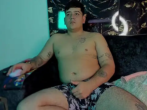 winy hot online show from 03-06-26, 04:47