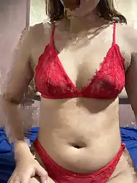 Snapshot of Laryssita_ chatting on 03-07-26, 10:29 Laryssita online show from 03-07-26, 10:29