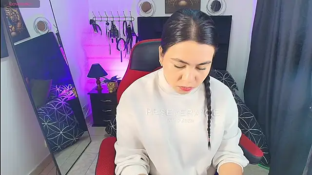 Liu wen  online show from 03-21-26, 12:54