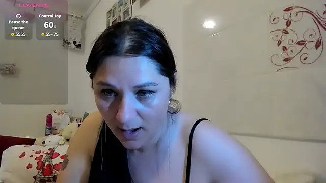 EVELYNA88 online show from 05-04-26, 07:21