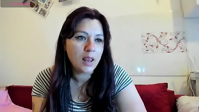 EVELYNA88 online show from 07-24-26, 10:35