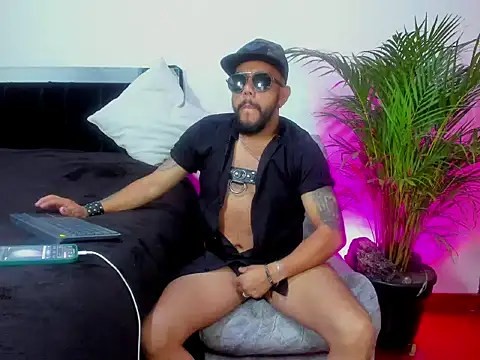 King bear 25 online show from 03-02-26, 03:41