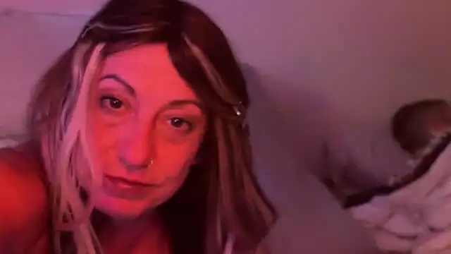 Snapshot of Trophy_Milf chatting on 03-23-26, 07:01 Trophy Milf online show from 03-23-26, 07:01