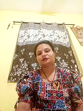 Snapshot of Priti_hote chatting on 07-28-26, 05:12 Priti hote online show from 07-28-26, 05:12