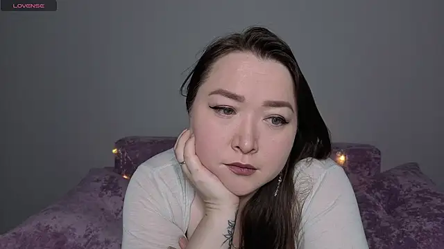 Snapshot of Daina_waga chatting on 02-20-26, 01:24 Daina waga online show from 02-20-26, 01:24