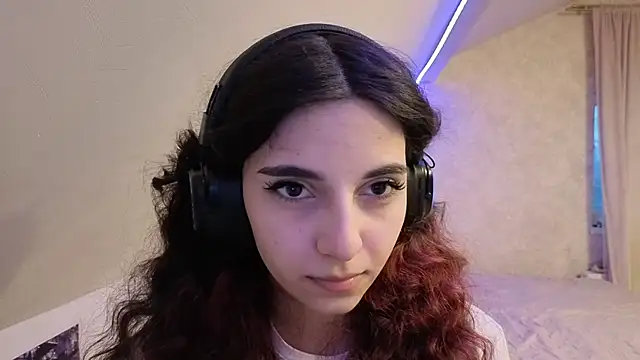 Blissmissataeses online show from 02-18-26, 11:39