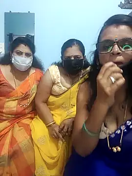 Snapshot of Kannadasexywifes chatting on 04-14-26, 05:46 Kannadasexywifes online show from 04-14-26, 05:46