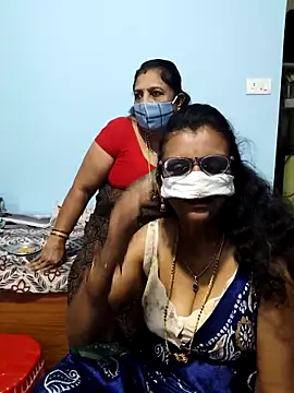 Snapshot of Kannadasexywifes chatting on 04-23-26, 12:29 Kannadasexywifes online show from 04-23-26, 12:29