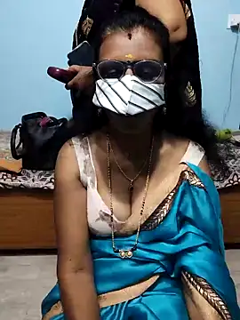 Snapshot of Kannadasexywifes chatting on 04-25-26, 01:41 Kannadasexywifes online show from 04-25-26, 01:41