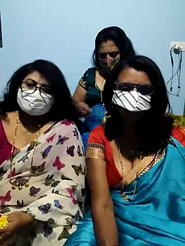 Snapshot of Kannadasexywifes chatting on 04-30-26, 01:39 Kannadasexywifes online show from 04-30-26, 01:39
