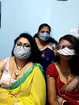 Snapshot of Kannadasexywifes chatting on 05-03-26, 11:27 Kannadasexywifes online show from 05-03-26, 11:27