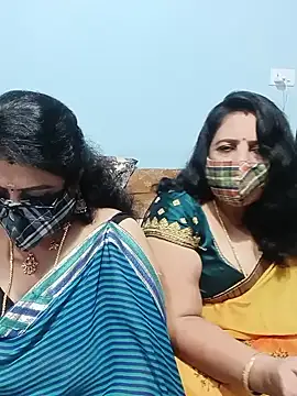 Snapshot of Kannadasexywifes chatting on 05-15-26, 12:39 Kannadasexywifes online show from 05-15-26, 12:39