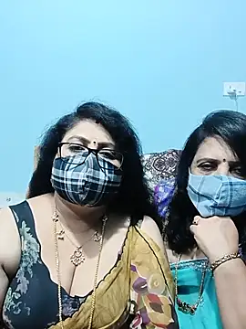 Snapshot of Kannadasexywifes chatting on 05-15-26, 04:47 Kannadasexywifes online show from 05-15-26, 04:47