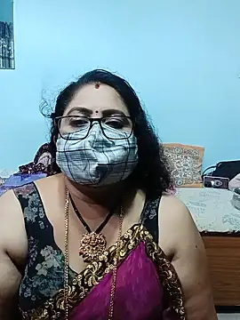 Snapshot of Kannadasexywifes chatting on 05-19-26, 05:36 Kannadasexywifes online show from 05-19-26, 05:36