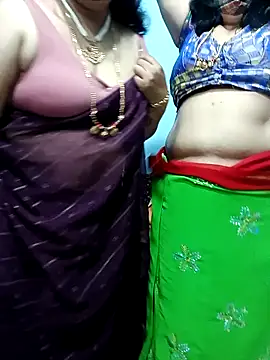 Snapshot of Kannadasexywifes chatting on 05-22-26, 01:57 Kannadasexywifes online show from 05-22-26, 01:57