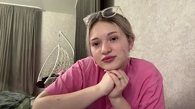 Linaceleste online show from 02-23-26, 02:03