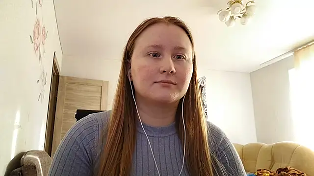 AnikaLipps online show from 04-12-26, 04:01