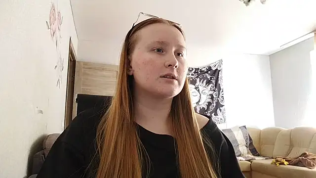 AnikaLipps online show from 04-19-26, 02:05