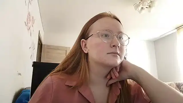 AnikaLipps online show from 06-20-26, 01:03