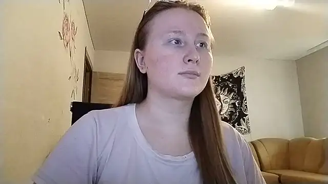 AnikaLipps online show from 07-18-26, 04:22