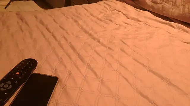 luanahot1 online show from 07-29-26, 03:43