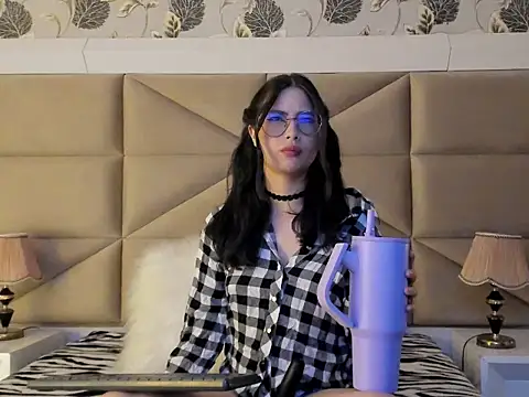 LilyClarck online show from 03-05-26, 08:05