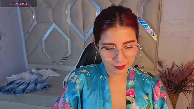 emily  tp online show from 03-07-26, 02:41