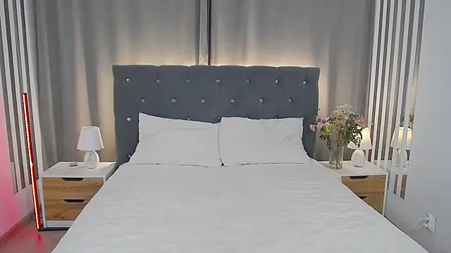 VikkyVonn online show from 02-21-26, 12:17